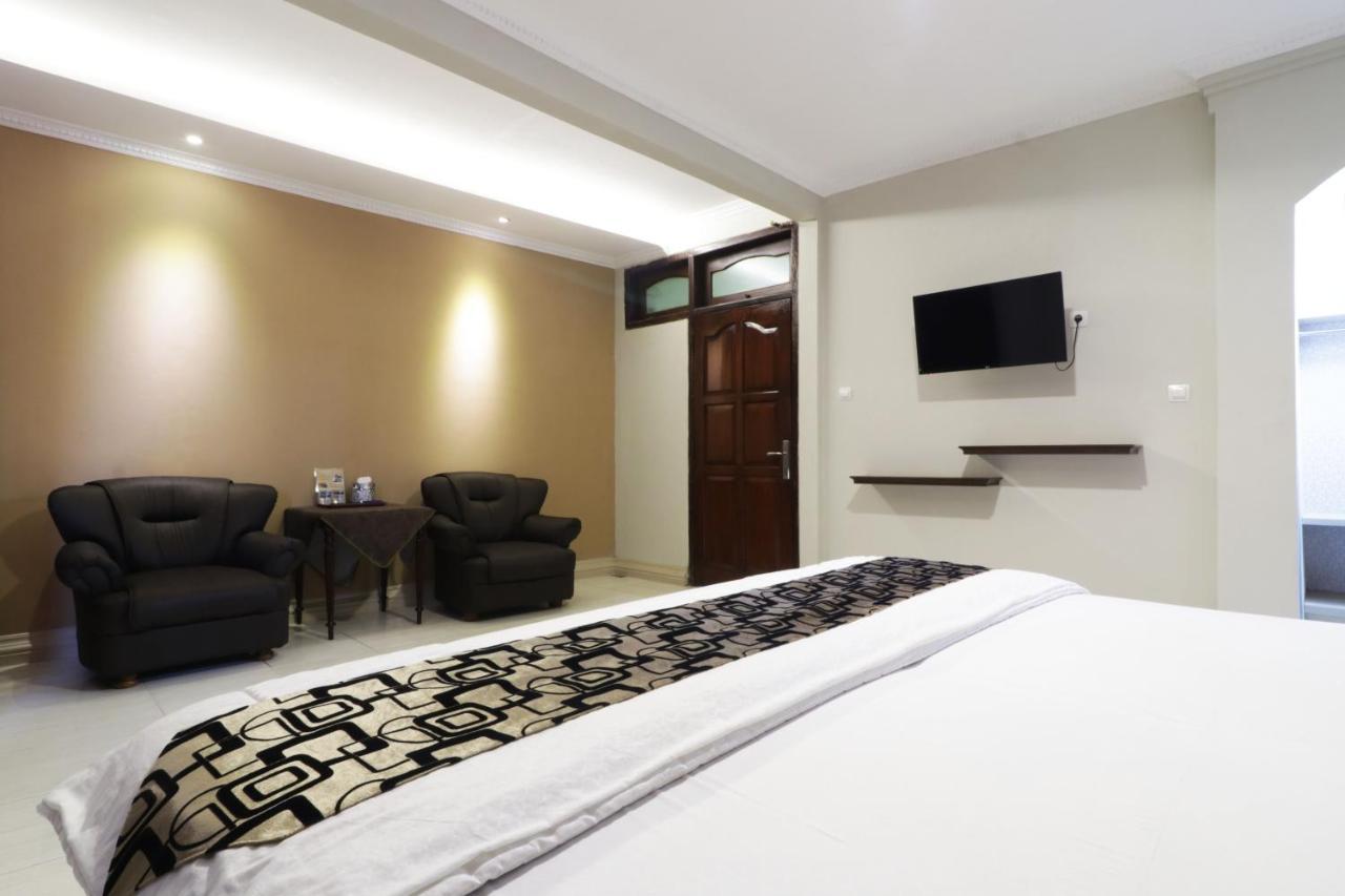 Hotel Andalus Джакарта Экстерьер фото