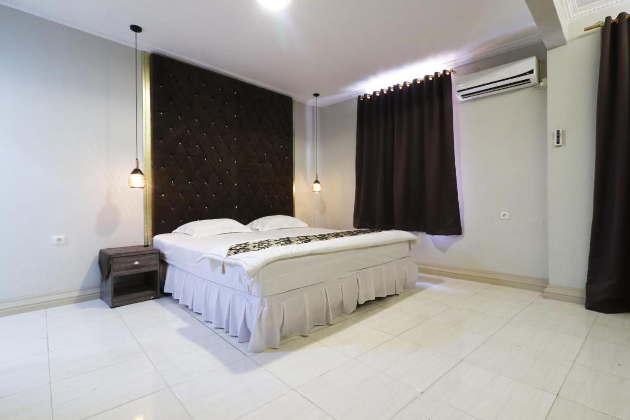 Hotel Andalus Джакарта Экстерьер фото