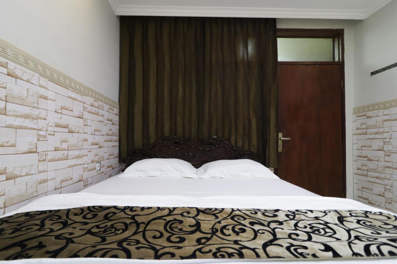 Hotel Andalus Джакарта Экстерьер фото