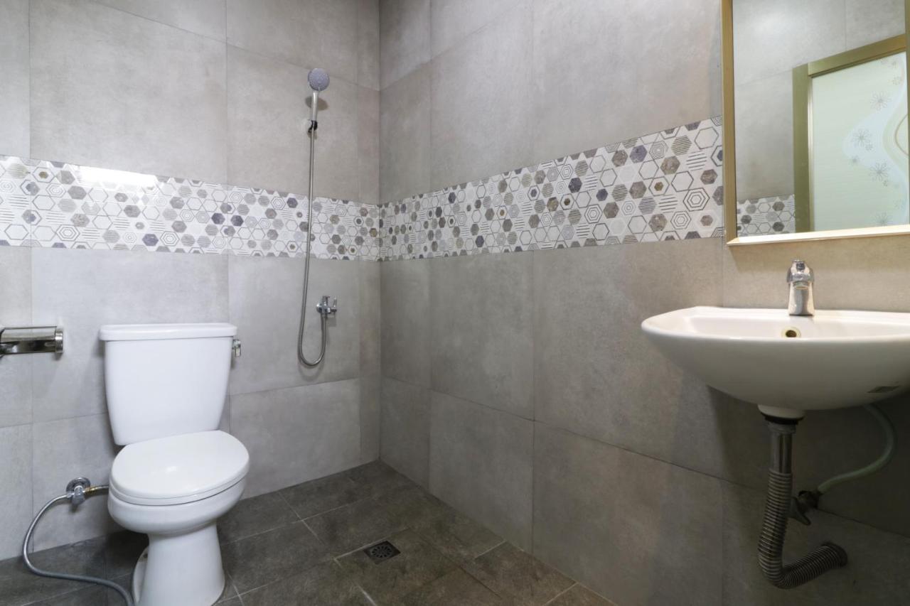 Hotel Andalus Джакарта Экстерьер фото